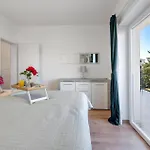 Awesome In With Kitchen * Pirovac
