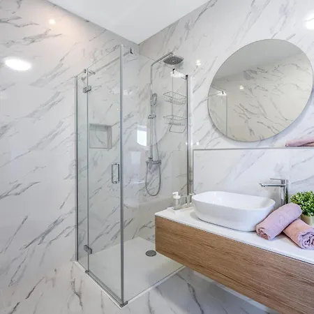 Holiday home Awesome In With Kitchen