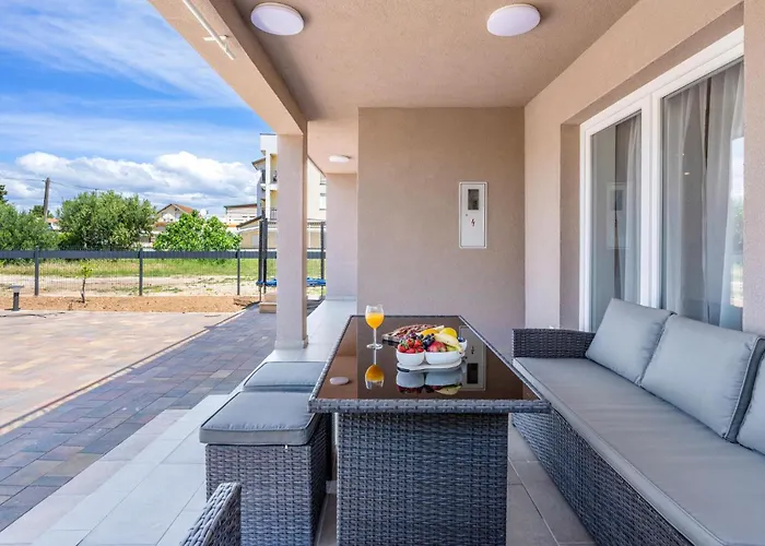 Awesome In With Kitchen